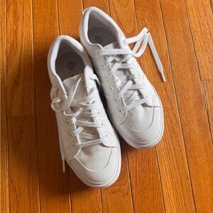 Adidas Bravada Platform Casual Sneakers